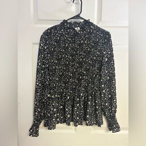 Bzees Black and White Floral Blouse